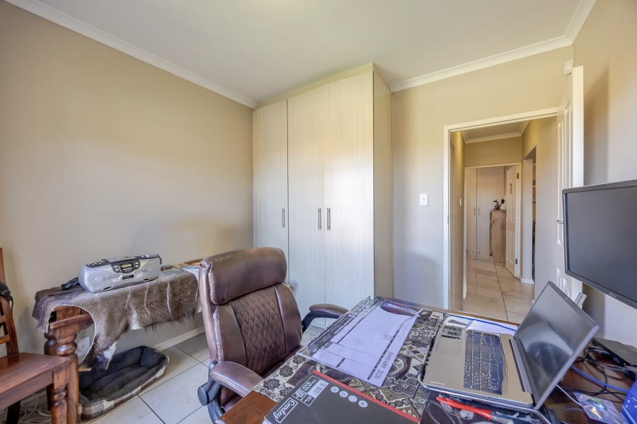 3 Bedroom Property for Sale in Soneike Western Cape